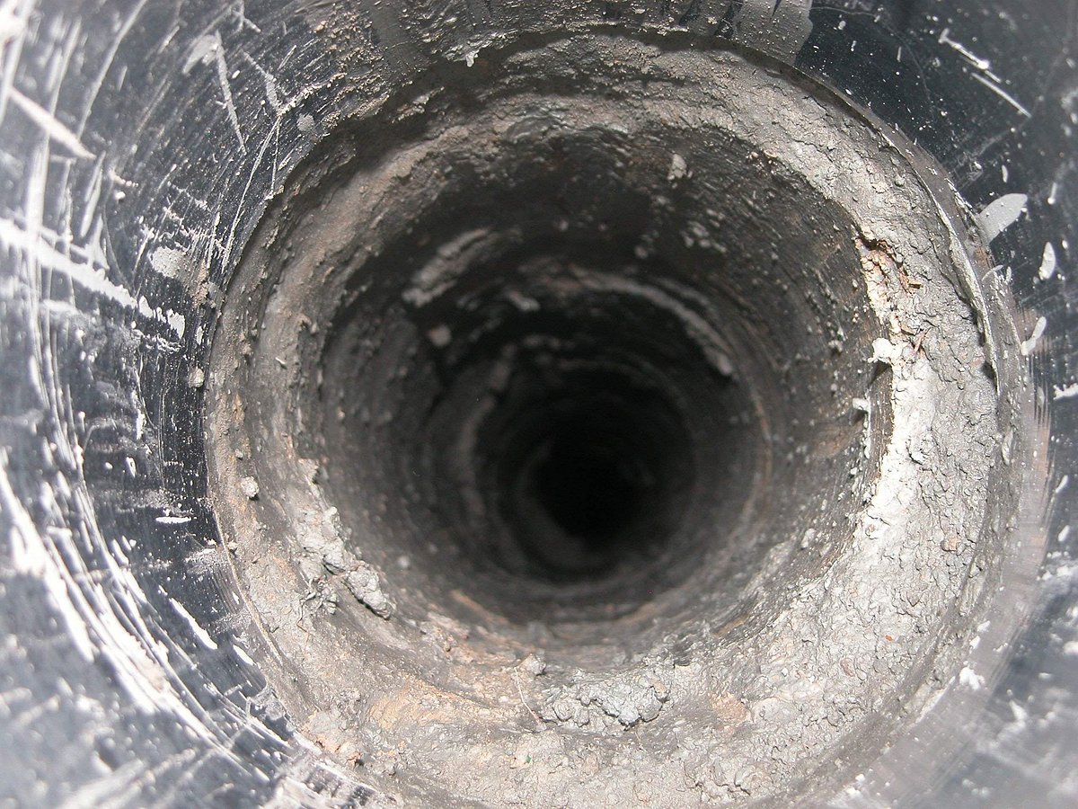 அனுமதியின்றி ஆழ்துளைக் கிணறுகள் அமைத்தால்?