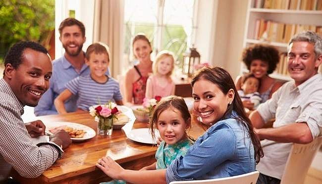 இந்த வாரம் கவிதைக்கான தலைப்பு தூரத்து உறவுகள்!