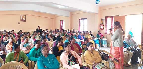 பெண்ணென்று சொல்வேன் வாசகர் கவிதை பகுதி 4