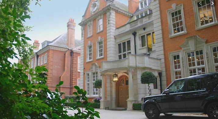 470 கோடி ரூபாய் மதிப்புள்ள நகைகள் கொள்ளை