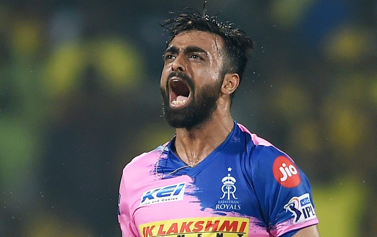 ஐபிஎல் 2019: கில்லியாகப் பந்துவீசுபவர்களும் எப்படிப் போட்டாலும் அடி வாங்குகிற பந்துவீச்சாளர்களும்!