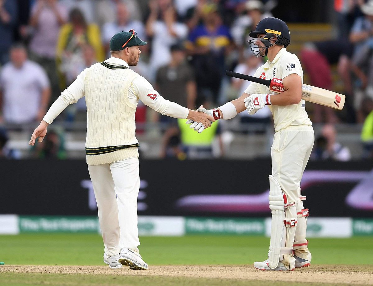 ஆஷஸ் முதல் டெஸ்ட் சாதனைத் துளிகள்..!