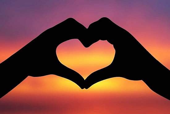 காதல் - பலவிதம்! ஒவ்வொன்றும் ஒருவிதம்...!!