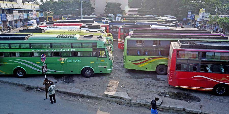 ஆம்னி பேருந்துகளில் கூடுதல் கட்டணமா? - புகார் எண்கள் அறிவிப்பு!