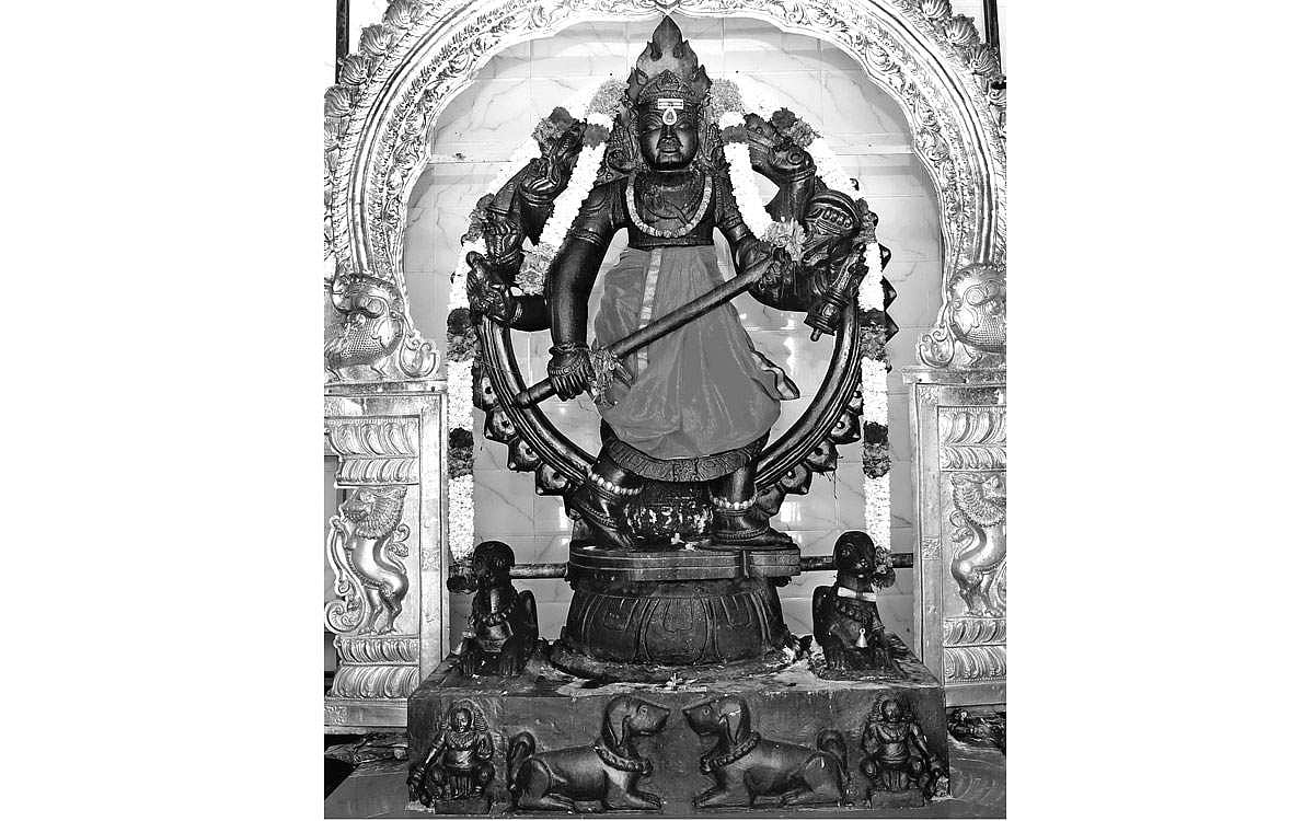 சகல எண்ணங்களையும் நிறைவேற்றும் ஊத்துமலை ஸ்ரீசக்ர கால பைரவர்!