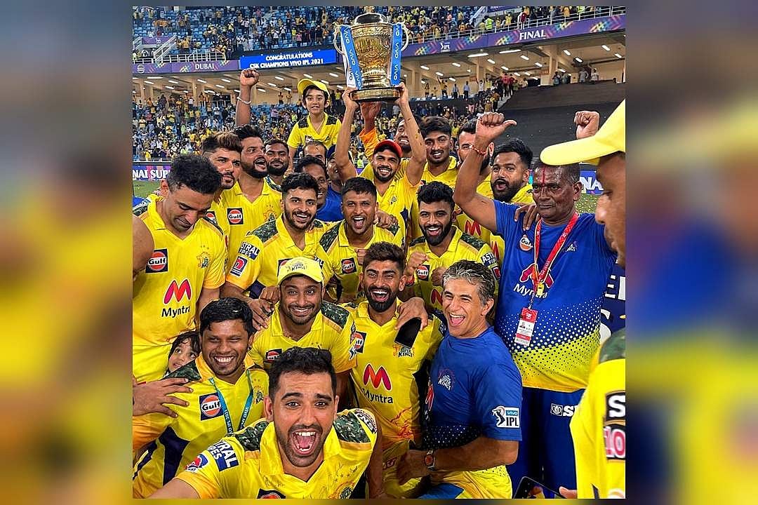 'துண்டு ஒருமுறைதான் தவறும்': ஐபிஎல் 2021-இல் சத்தியத்தைக் காப்பாற்றிய தோனி!