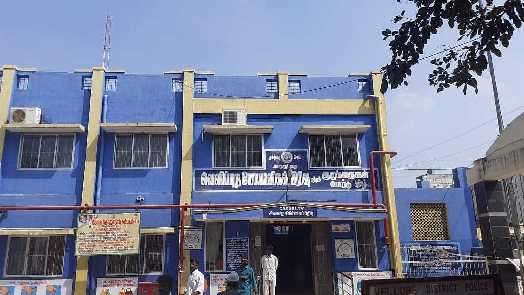 ஆம்பூர்: சிறுபான்மை சமுதாயத்தை நம்பும் அரசியல் கட்சிகள்