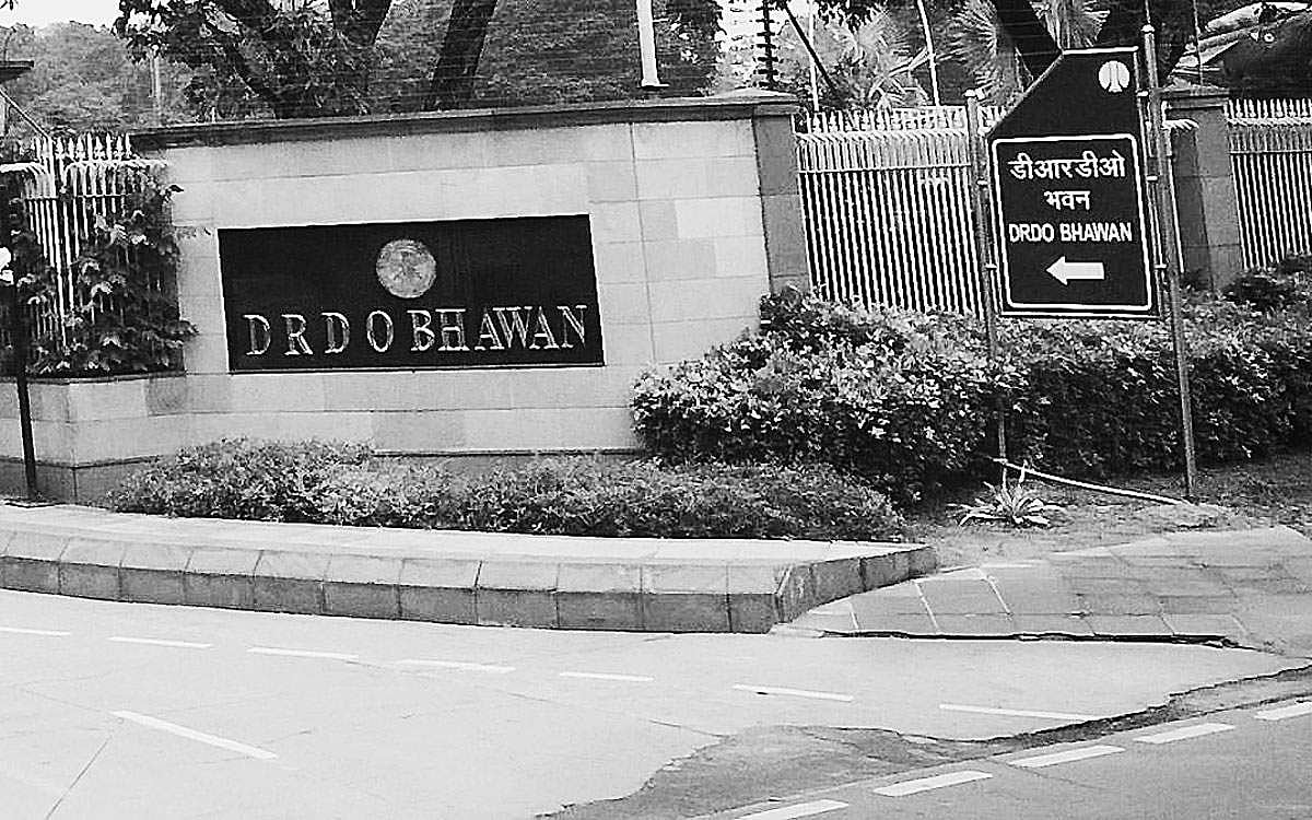 வேலை... வேலை... வேலை...