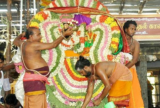 சட்ட சிக்கல்களைத் தீர்க்கும் சீர்காழி சட்டைநாதர் கோயில்