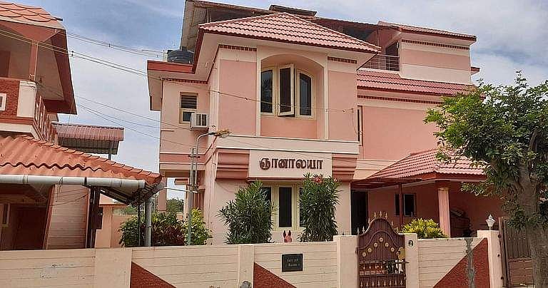 இலக்கியக் காதலர்களின் நூலகம் 'ஞானாலயா'!