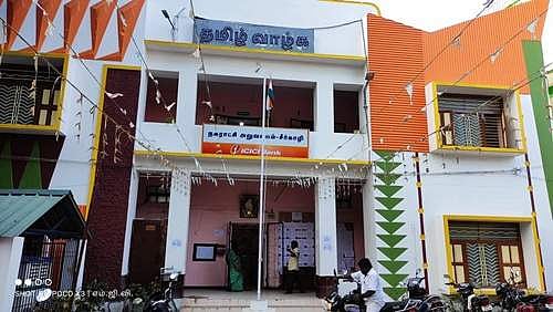 தனிப் பெரும்பான்மை இல்லை: சீர்காழி நகர்மன்றத் தலைவர் யார்?