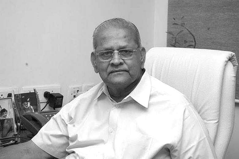 மறைந்தும் மறையாமல்... கண்ணின் ஒளியாய்!