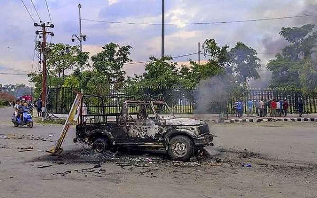 மணிப்பூரில் பதற்றம் நீடித்தாலும் நிலைமை கட்டுக்குள் உள்ளது: காவல்துறை