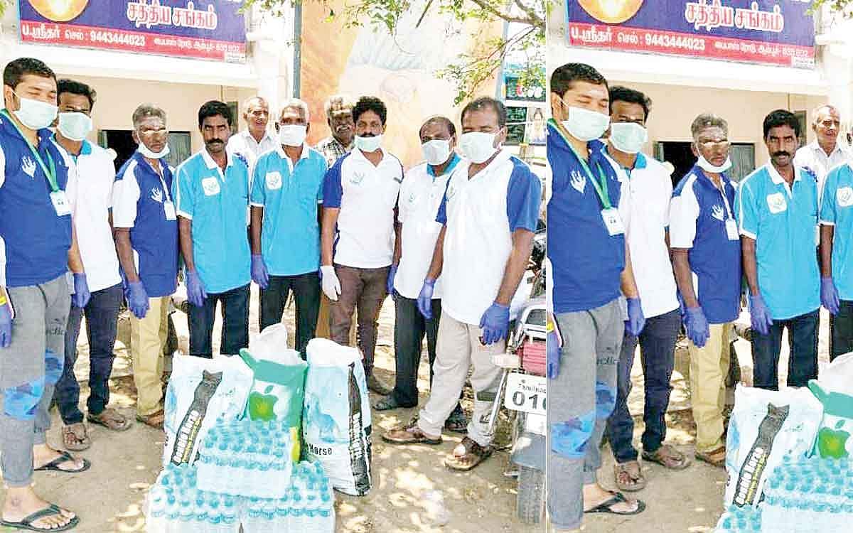 தேடிச் சென்று உணவு..!