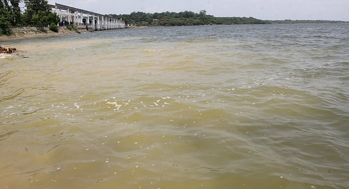 நீா்நிலைகளைப் பராமரிப்போம்